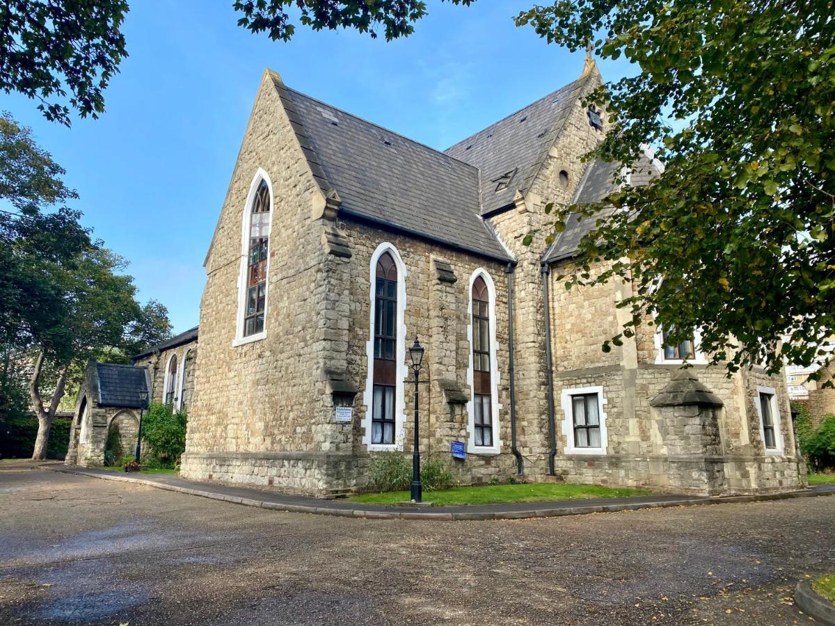 Rare 1-Bed Church Converted Apartment In Londra Exterior foto
