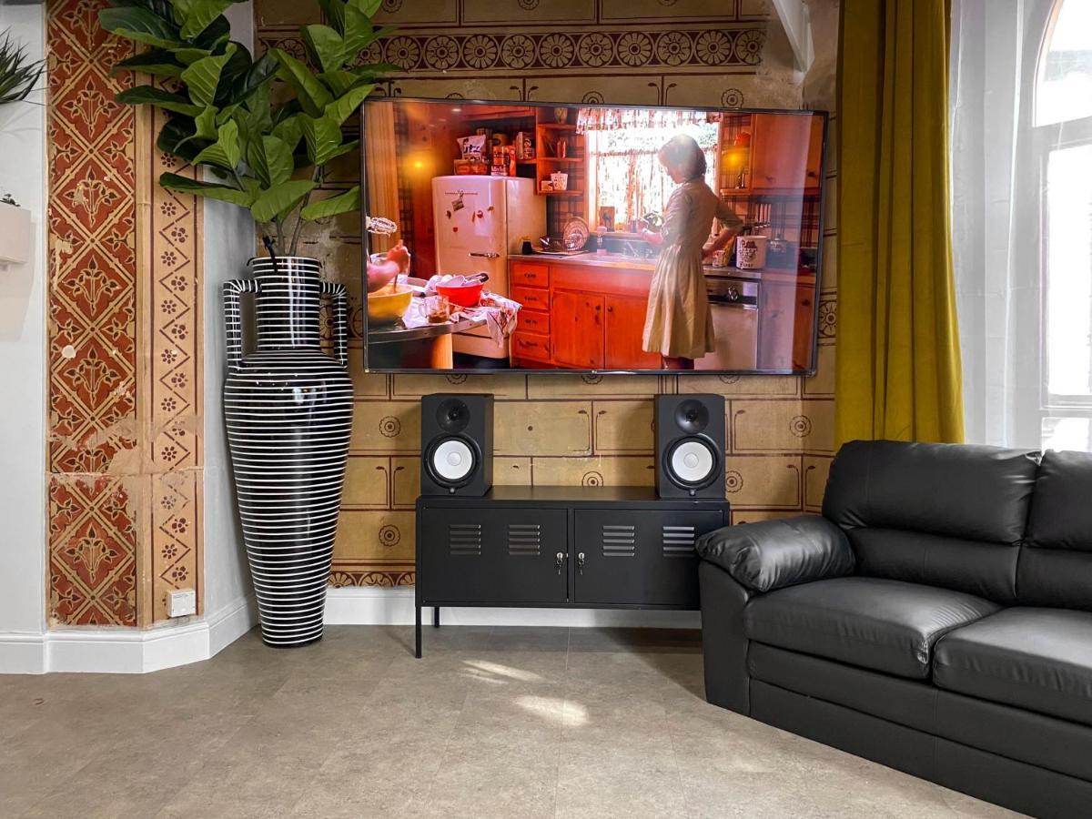 Rare 1-Bed Church Converted Apartment In Londra Exterior foto